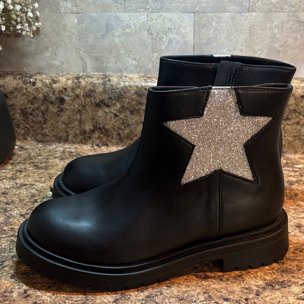 Black Kids Ankle Boots with Glitter Star